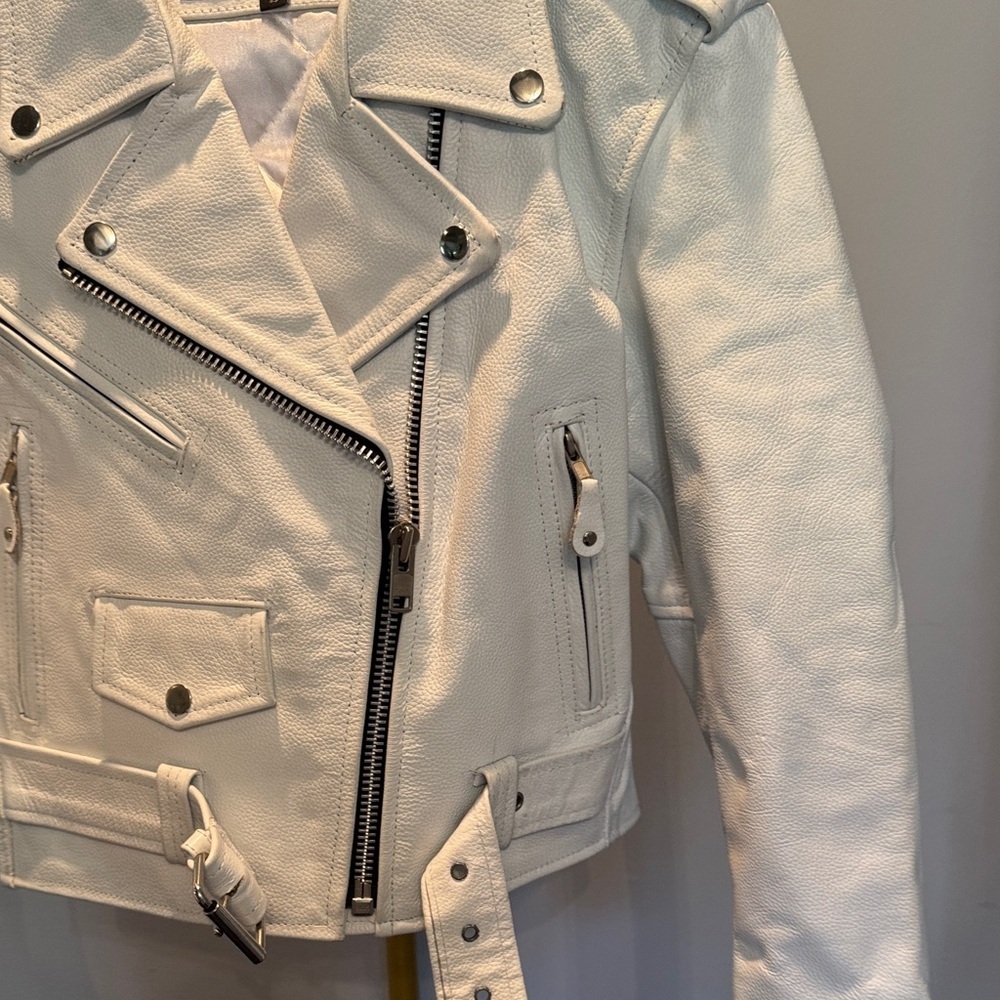 LK Women's White Leather Biker Jacket EUC L - Picture 4 of 15